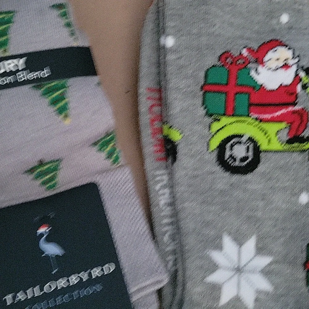 6 Pairs‎ Mens NEW Christmas Socks Sants Skiing Stocking Stuffer A33